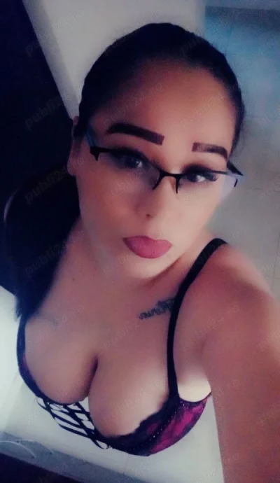 Buna sunt Bety show la web nu practic întâlniri dețin jucării