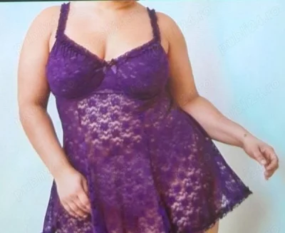 Matură cu forme plinuta