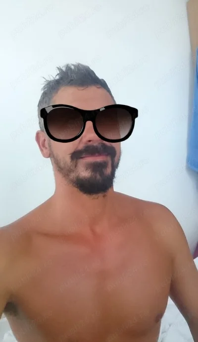 Companie DOAR pt domnişoare (statiuni)