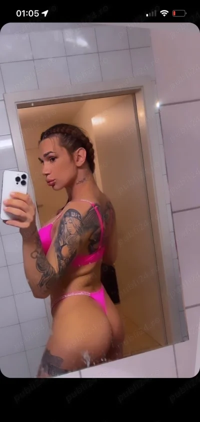 Deluxe trans Adriana !