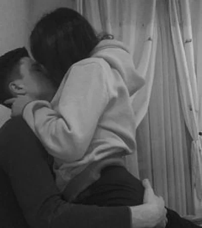 Domn casatorit, doresc o relatie secreta cu o doamna sau domisoara, ofer masaj de relaxare si erotic