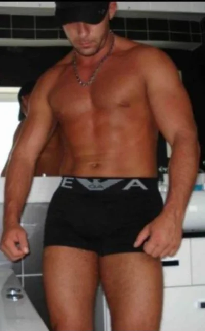 Escorta Masculina 24 24