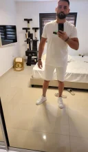 Sunt Răzvan și fac servicii personale la hotel sau acasă la persoane doritoare de momente speciale - imagine 2