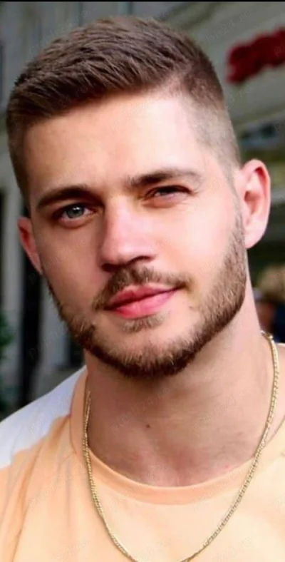 Barbat singur pentru doamne si domnisoare