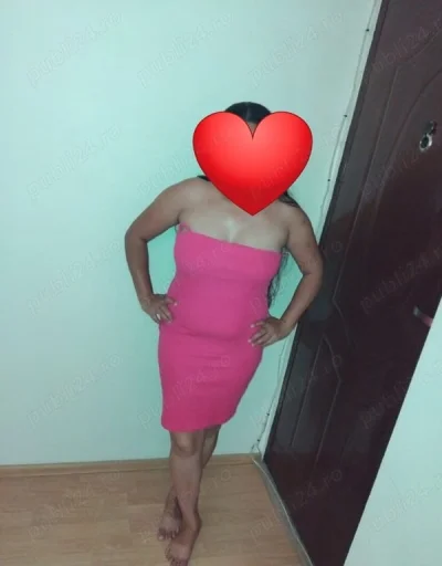 Nouă. fac si deplasări hoteluri.