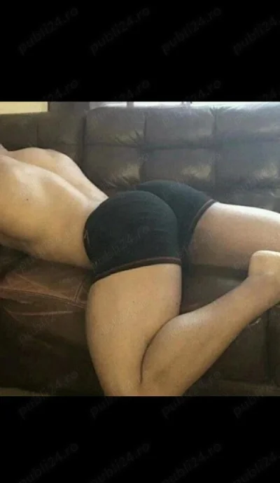Nu sunt escort! Sunt bisex pasiv caut doar baeti dotati