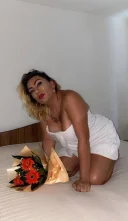 Renata AZI AM AJUNS % REALA - imagine 2