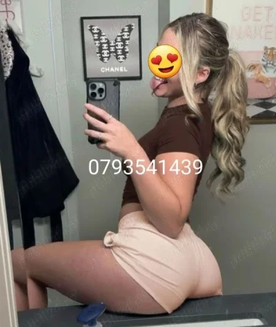 New Adelina fac și deplasari