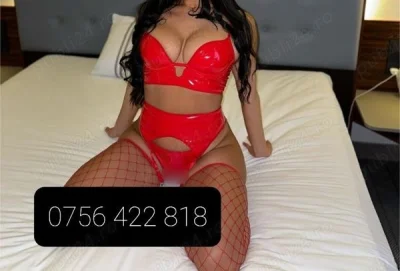 Bruneta Sexy Nouă în oraș