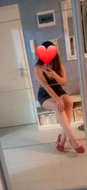 Bruneta voluptoasa, citește te rog descrierea. - imagine 4