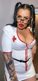 Larisa Milf ultima zi în orașul tău - imagine 1