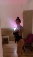 La tine sau la hotel - imagine 3