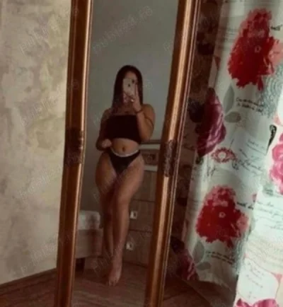 Singură in locație ,Fac si deplasări