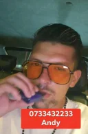 ESCORT 26 ani curat discret dotat inalt atletiic - imagine 1