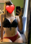 Antonia la mine,la tine sau la hotel - imagine 1