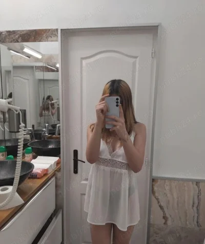 Rebeca la mine,la tine sau la hotel!