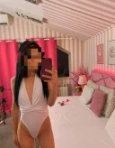 Selena, noua in oras - imagine 3