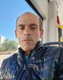 Cine vrea sa vorbeasca si cu mine ma plictisesc singur caut o fata in 20 si 40 ani din timisoara - imagine 1