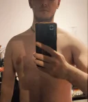 Tânăr apetisant pt pofta doamnelor - imagine 4