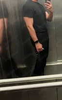 Baiat serios - imagine 1