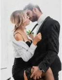 Relație reciproc avantajoasa cu o doamna discreta - imagine 1