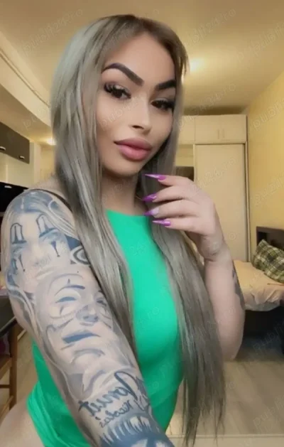 Noutate.Irina.Blonda siliconată