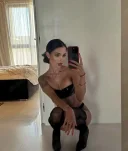 Andra bruneta Te pup.! - imagine 2