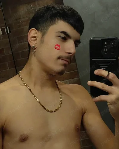 Bună Sunt Nou În Orașul Tău Venit Pentru prima data pentru câteva zile