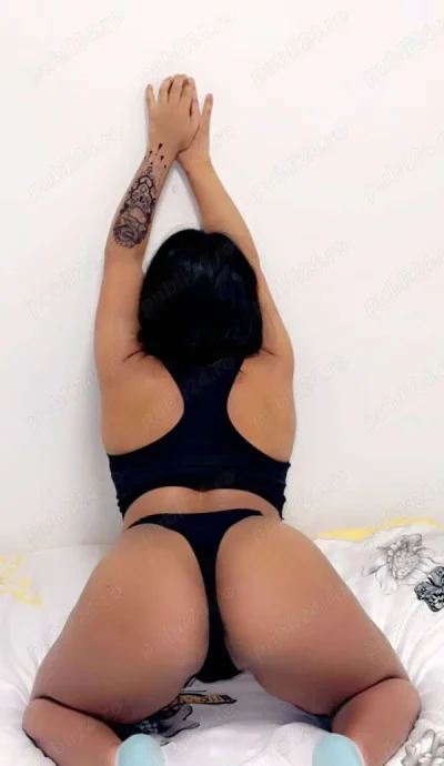 Buna sunt larisa fac si deplasari