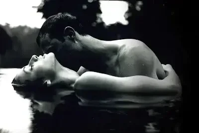 Vibe-ul potrivit pentru dorințele tale.