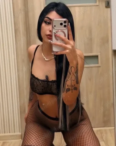 Ador sarutari initime reciproce Alina xxxxx