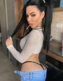 Denisa studentă expertă in amor - imagine 3