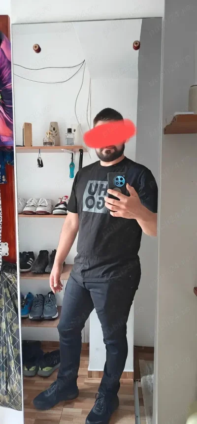 Tip galant , amabil si respectuos