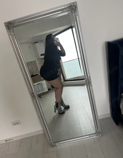 Bună azi am ajuns nouă în locație