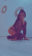 Jucăușă și sexy - imagine 2