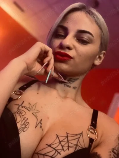 Show-uri Web Private Detalii WhatsApp