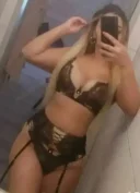 Azi am ajuns fac deplasare la hotel - imagine 1