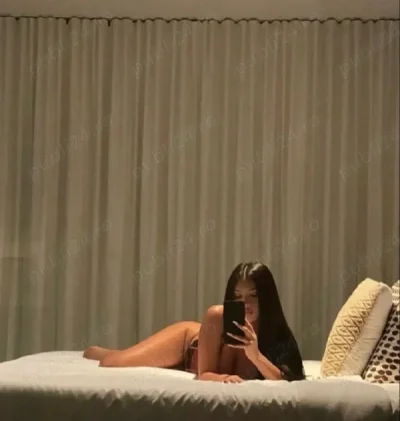 -Fac doar deplasări "Ranya" (Show web) Caut colega