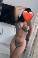 Buna ma numes alina si am 21de ani - imagine 5