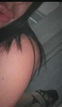 Bruneta reală doar câteva zile în oraș la voi Ella - imagine 2