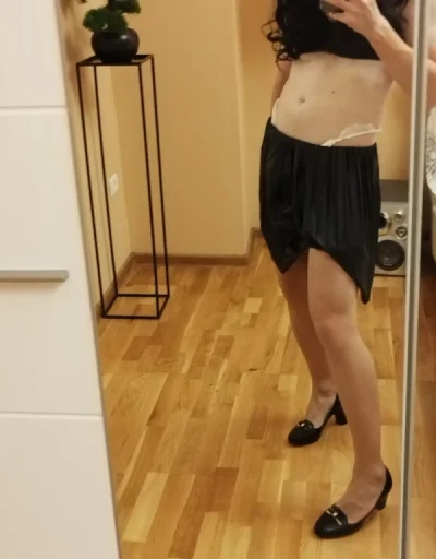 ESCORTĂ TRAVESTITĂ DOTATĂ,ACTIVĂ,MESAJ PE WHATSAPP