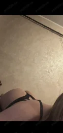 Bună sunt Larisa ,nouă în oraș - imagine 2