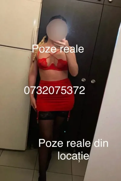 Roxy 24 ani