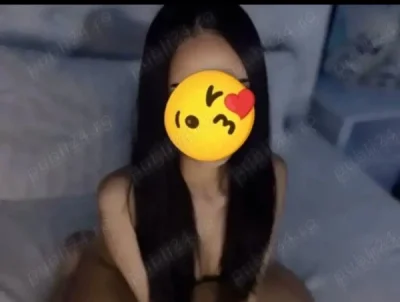 Sunt noua la tine în oras !