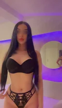 Buna eu sunt Karla - imagine 1