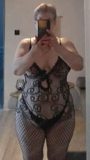 Matură plinuta cu forme Bucur Obor Moșilor - imagine 2