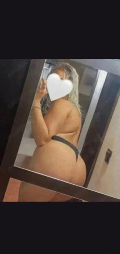 Dominari implinesc toate fanteziile tale. Am si poppers fac si servicii totale