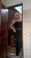 Adella transexuala prima dată în România - imagine 1