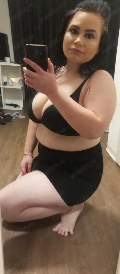 Pozee realee.Nuuu fac servicii totale