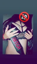 Ana bruneta sexy din nou în oraș - imagine 4